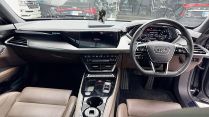 Audi e-tron GT Standard Package 2022