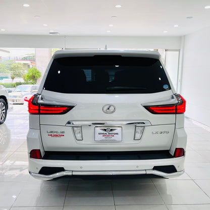 Lexus LX 570 Model 2016