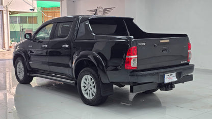 Toyota Hilux Vigo Invincible 2013