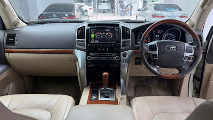 Toyota Land Cruiser Axg 2014