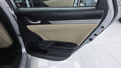 Honda Civic Oriel 1.8 i-VTEC CVT 2020