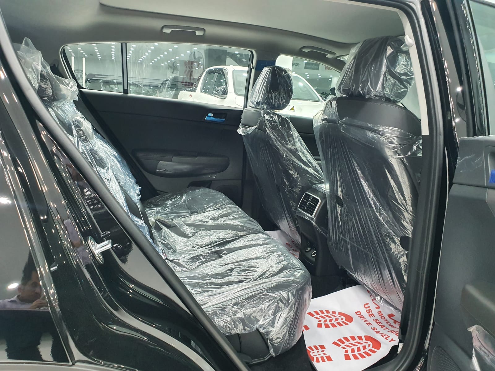 Kia Sportage Black Edition Model 2024 back seat inner view