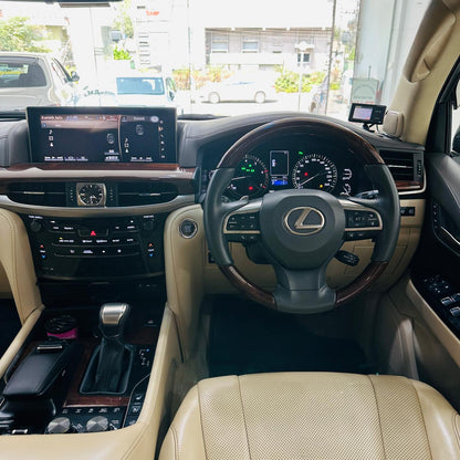 Lexus LX Series 570 2016