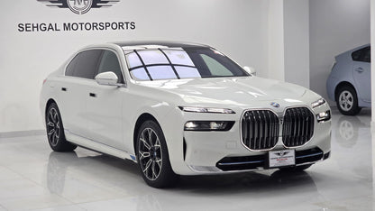 BMW 7 Series  i7 xDRIVE60 2023