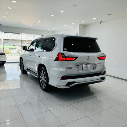 Lexus LX Series 570 2016