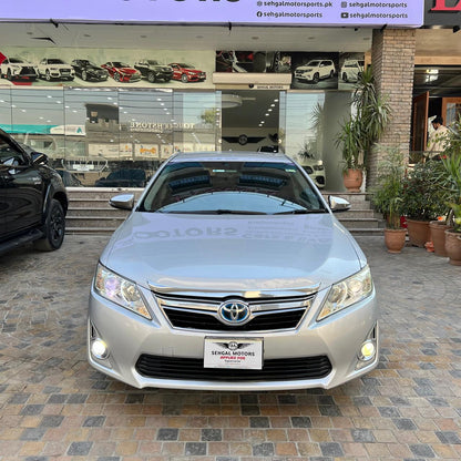 Toyota Camry Hybrid 2.5 2012