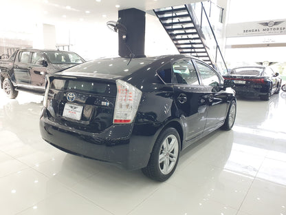 Toyota Prius L Package 1.8 2011 Model