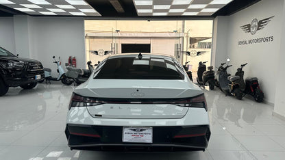 Hyundai Elantra Hybrid  2024