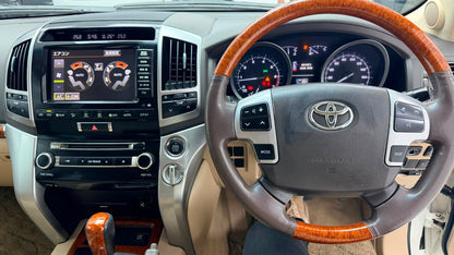 Toyota Land Cruiser Ax 2014