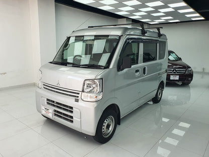 Mitsubishi Minicab G Package  2019