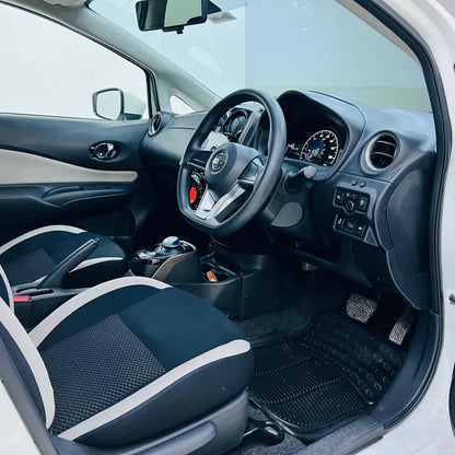 Nissan Note e-Power X V Selection 2017