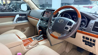 Toyota Land Cruiser Ax 2014