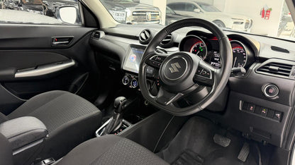 Suzuki Swift GLX CVT 1.2 2025