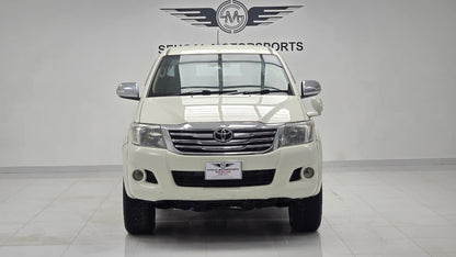 Toyota vigo G Auto 2014