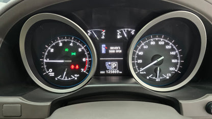 Toyota Land Cruiser AxG Selection  2013