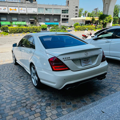 Mercedes Benz S Class S550 Model 2006