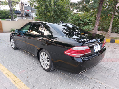 Toyota Crown Royal Saloon  Model 2010