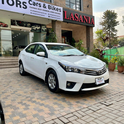 Toyota Corolla ALTIS GRANDE CVT-i 1.8 2016