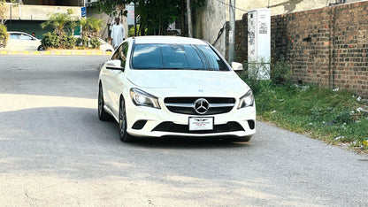 Mercedes Benz CLA Class 180 2015