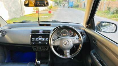 Suzuki Swift DX 1.3 M/T 2013