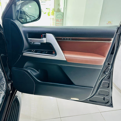 Toyota Land Cruiser ZX 4.6 Petrol 2021