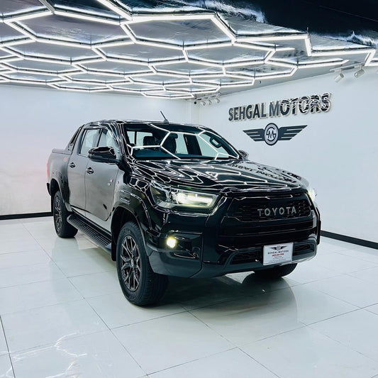 Toyota Hilux Revo GR-S 2.8D 2025