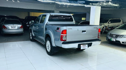 Toyota Hilux Vigo G 2013
