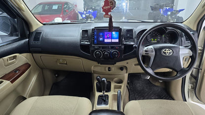 Toyota vigo G Auto 2014