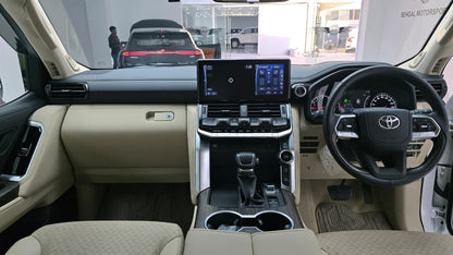 Toyota Land Cruiser Lc300 Zx Full House  2023