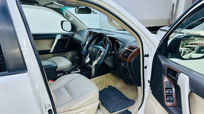 Toyota Land Cruiser TZ 4.0 Petrol 2011