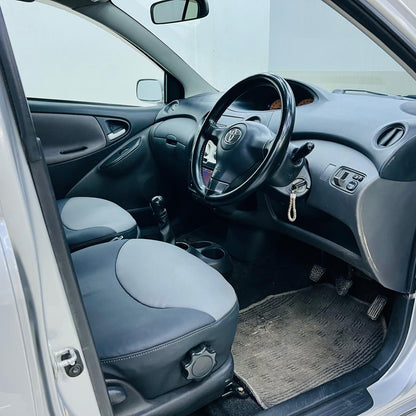 Toyota Vitz F Package M/T 2003
