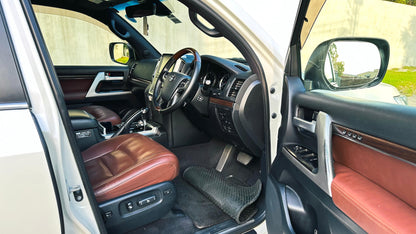 Toyota Land Cruiser ZX 4.6 Petrol 2016
