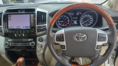 Toyota Land Cruiser Axg 2015