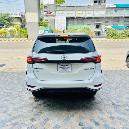 Toyota Fortuner Legender 2.8 D 2023