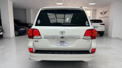Toyota Land Cruiser Zx Full House 2013