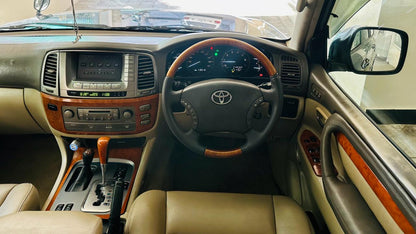 Toyota Land Cruiser Cygnus 4.7 2003