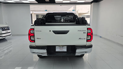Toyota Hilux Revo G 2025
