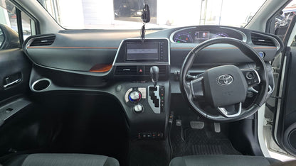 Toyota Sienta G Package  2018