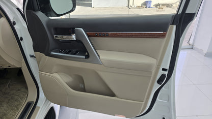 Toyota Land Cruiser Zx Full House 2014