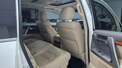 Toyota Land Cruiser AxG Selection  2013