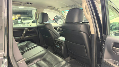 Toyota Land Cruiser AxG  Black Leather Selection  2009
