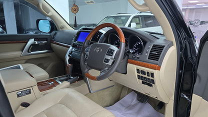 Toyota Land Cruiser Zx 2014