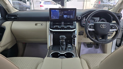 Toyota Land Cruiser Lc300 Zx 2023