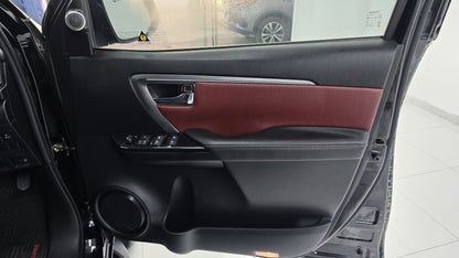 Toyota Fortuner Legender 2022