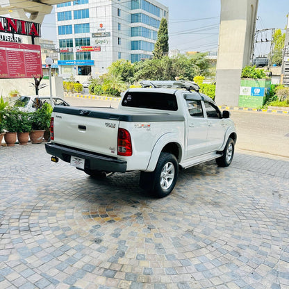 Toyota Hilux TURBO 2KD 2011