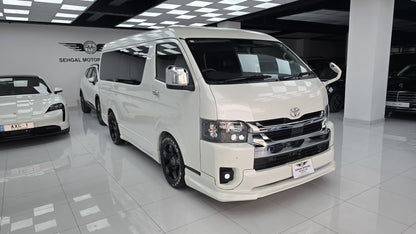 Toyota Hiace GL 2023