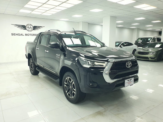 Toyota Hilux Revo V 2.8D 2022