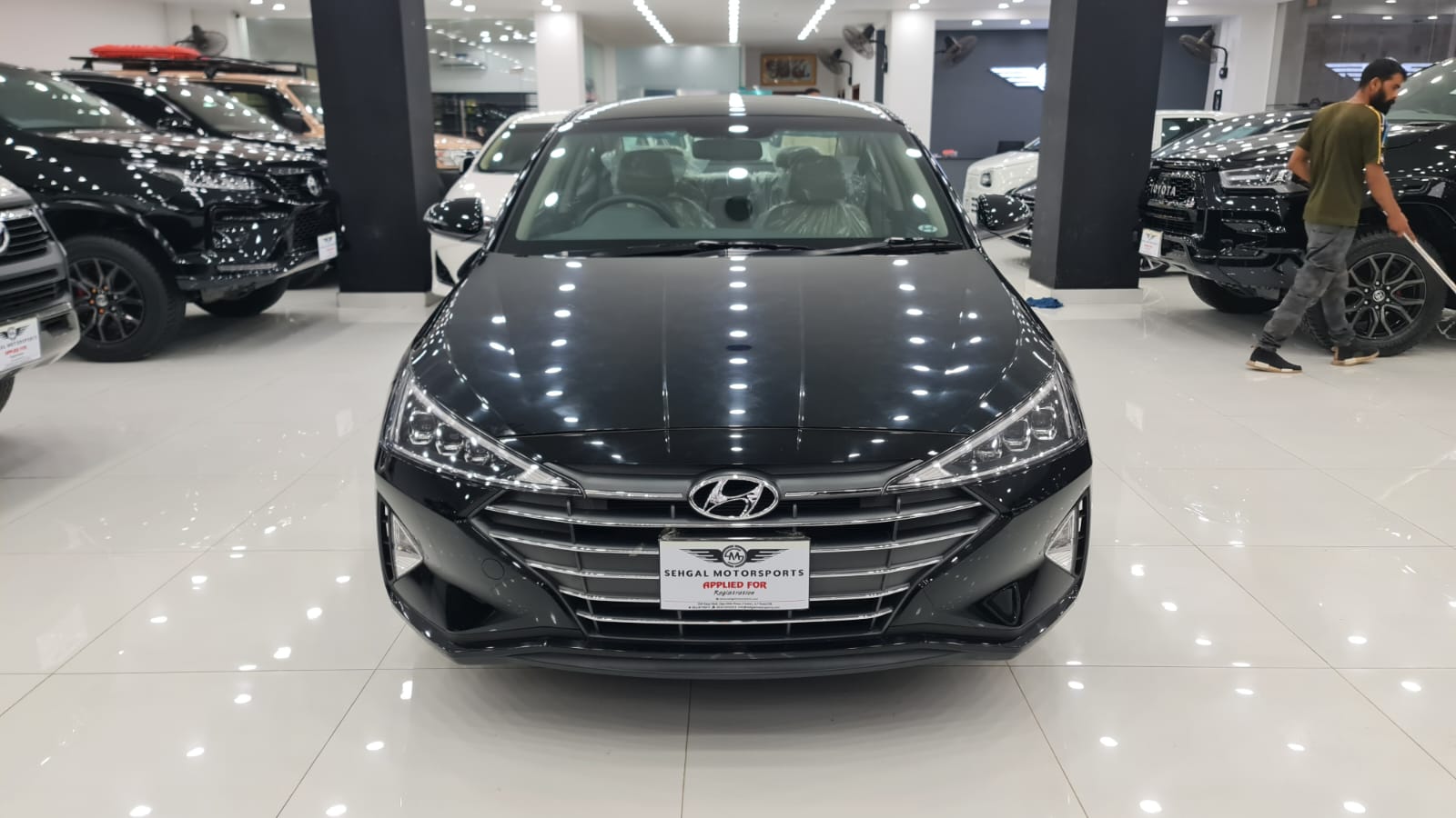 Hyundai Elantra Gls CVT Model 2024 front view