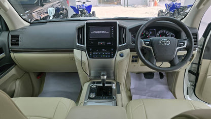 Toyota Land Cruiser Ax 2021