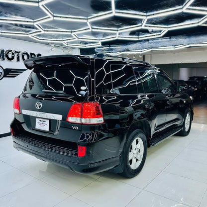 Toyota Land Cruiser AX-G 2008